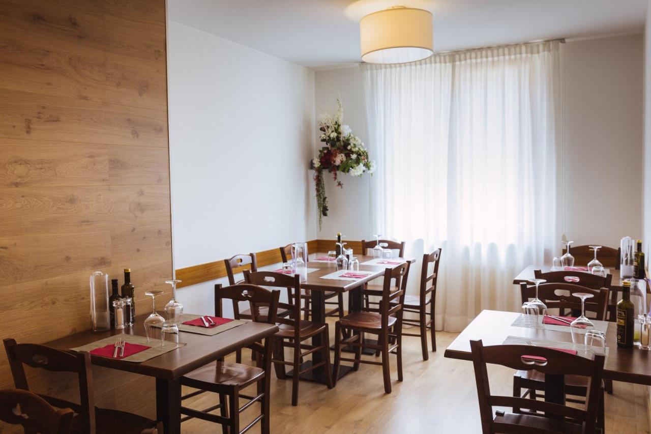 Albergo Montenegro Maniago Ngoại thất bức ảnh