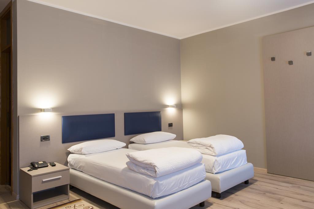 Albergo Montenegro Maniago Ngoại thất bức ảnh