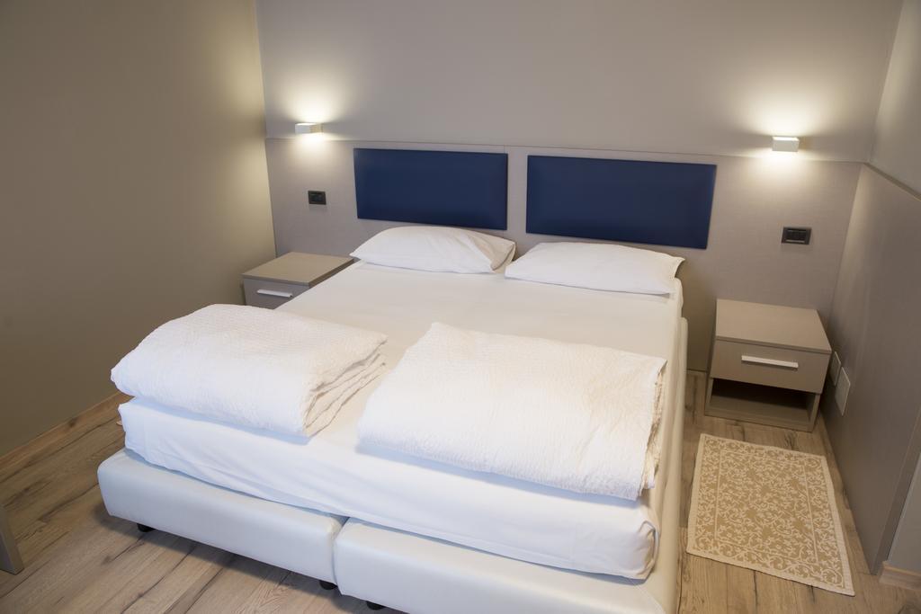 Albergo Montenegro Maniago Ngoại thất bức ảnh